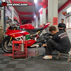 VỆ SINH NHÔNG SÊN DĨA XE PHÂN KHỐI LỚN